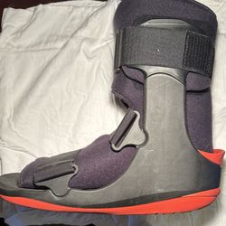 Ovation Medical Gen 2 Short Walker - XL Walking Boot - Red