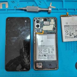 Samsung / iPhone / / iPads …. Lcd .. Battery.    Repair  