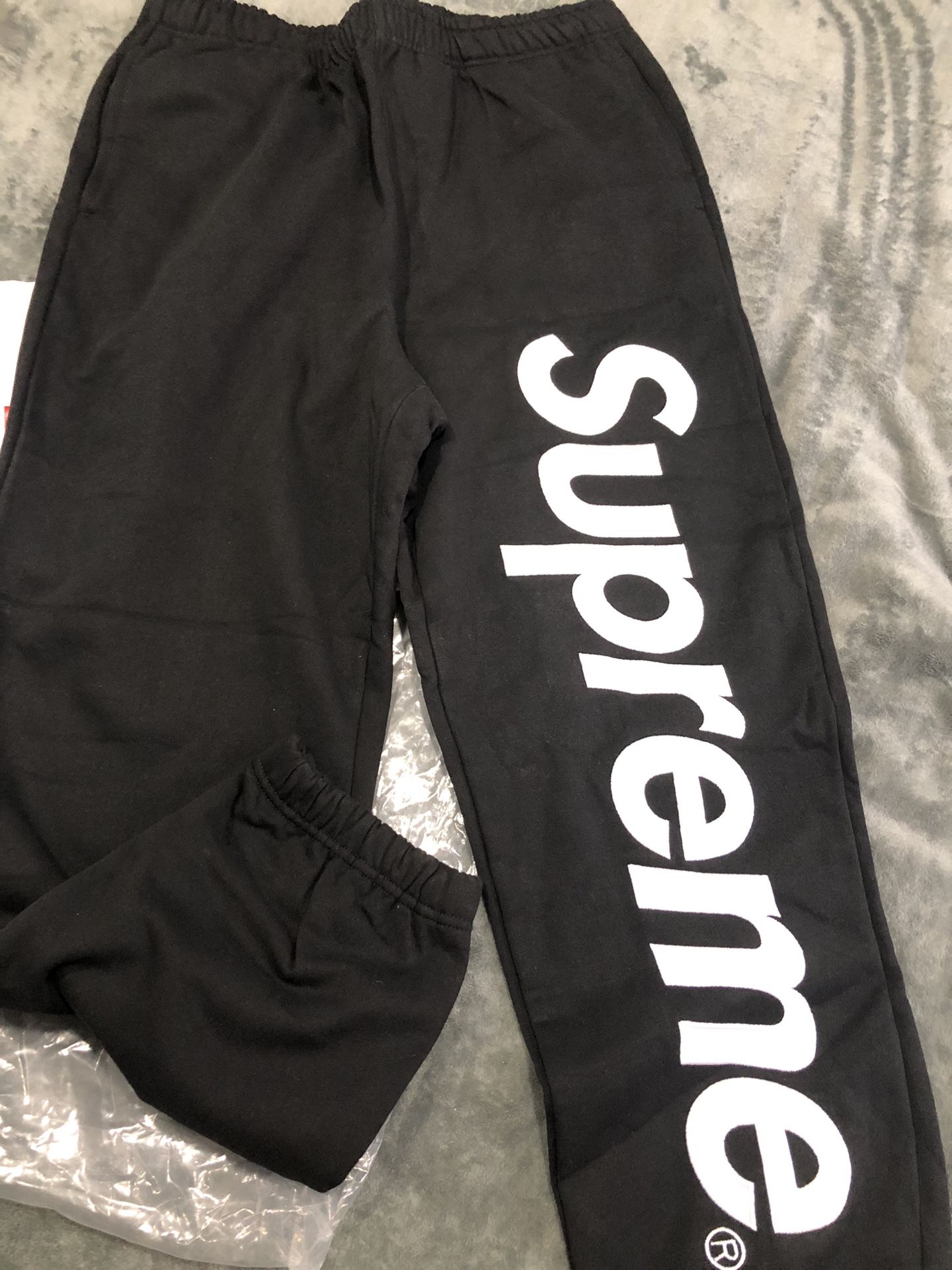 Supreme Sweatpants S,m,l,xl