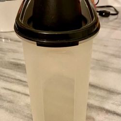 Vintage Tupperware pancake mix container