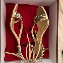 Size 9 Brand New  Christian Louis VUITTON Red Bottoms 