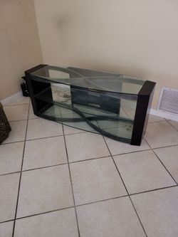 Free television stand