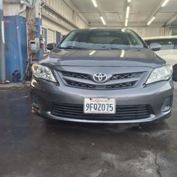2013 Corolla Clean Title 