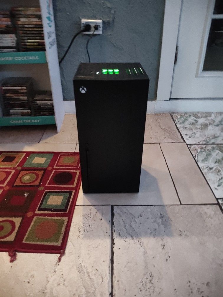 Xbox Series S/X Mini Refrigerators With LED Lights ,Fan And USB Port For Charging