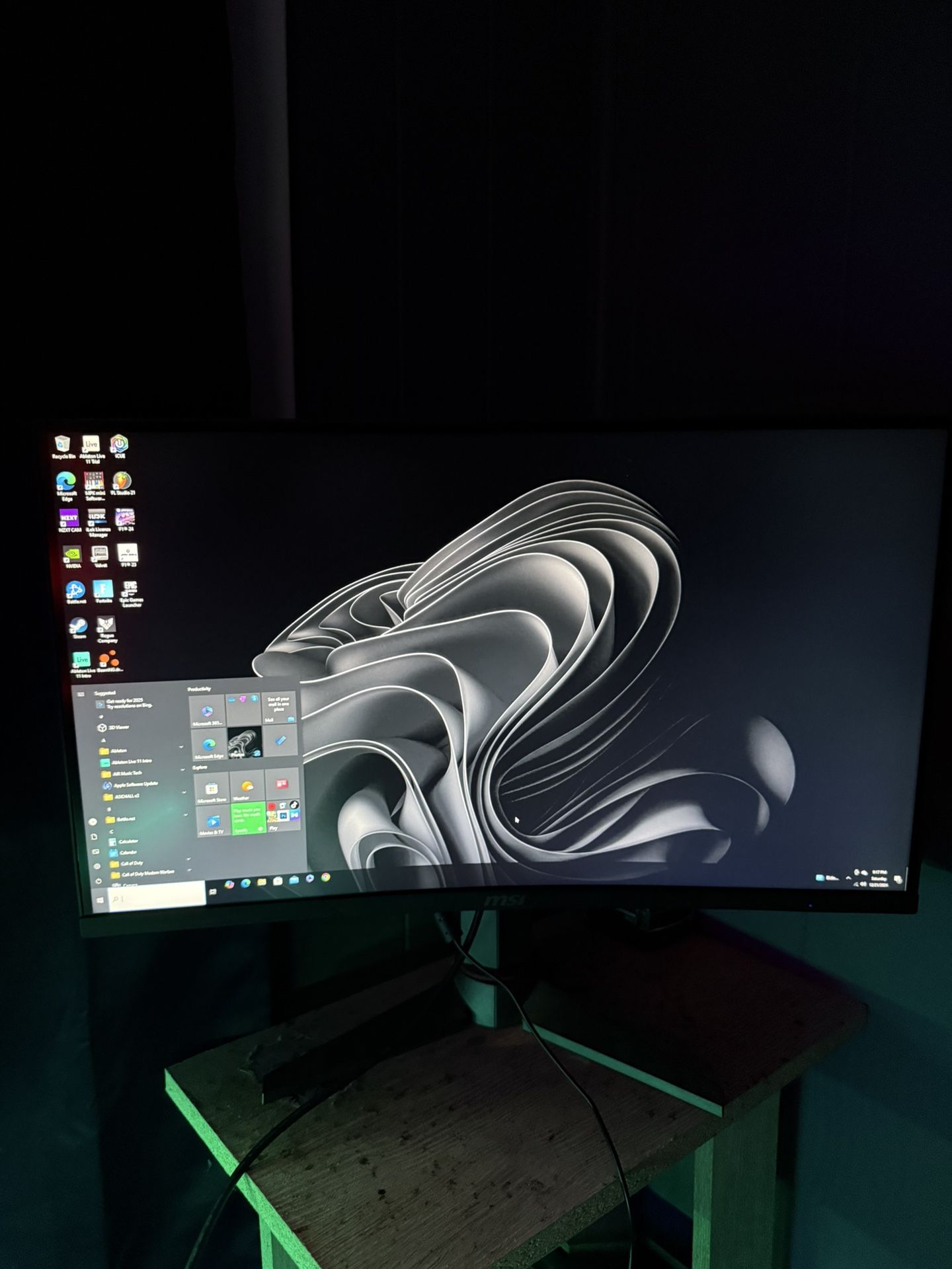 MSI 2560x1440 144hz Refresh Rate 2k MAG27CQ