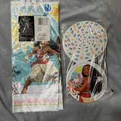 Moana Party Table Cover And Hanging Swirl Decorations 
