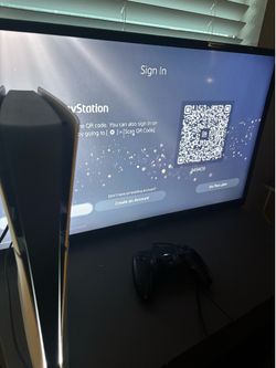 PS5 Digital Slim with black controller 320 FIRM