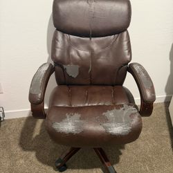 La-Z-Boy Bradley Bonded Leather Executive Chair
