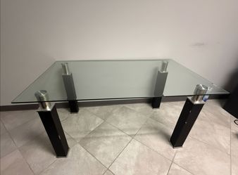 MOVING SALE: Modern Rectangular Glass Dining Table for 6 Seater - $60 OBO