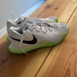 Nike Court Zoom Vapor Cage 4 Rafa Nadal Shoes (DD1579-105) Men's Size 9.5 Brand New