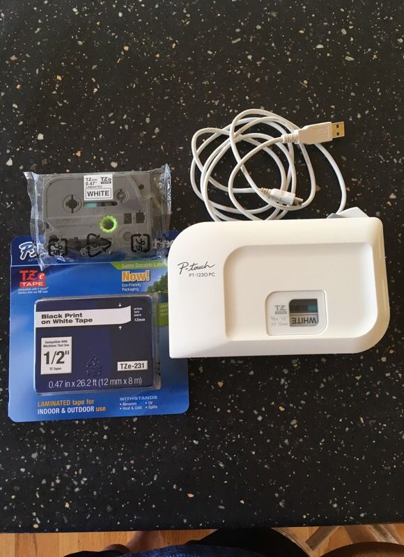 PC-Connectable Label Maker plus 2 extra tapes