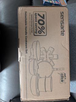 Brand new 17 piece cookware set