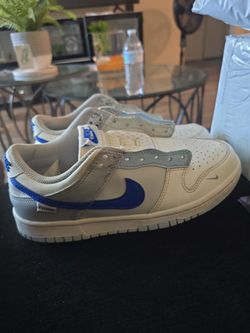 Dunk low ivory hyper royal 5.5y