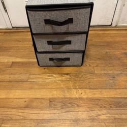 Small 3 Draw Cubby 
