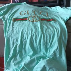 NEW Gucci T-Shirt 