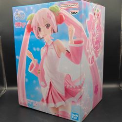 Banpresto Evolve Sakura Miku Prize Figure