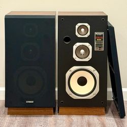 Fisher DS-810 Tower Speaker Pair 3-Way Bass Reflex Hi-Fi Studio Standard 5-50W 8 OHM Speaker (Pair)