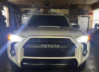 Automotive Led Headlight Fog Light Conversion Halogen To Led Conversion Bulbs, All Sizes And Style In Stock! Bright 6000k White In Color Luces