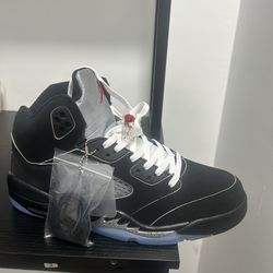 Jordan 5 metallic black