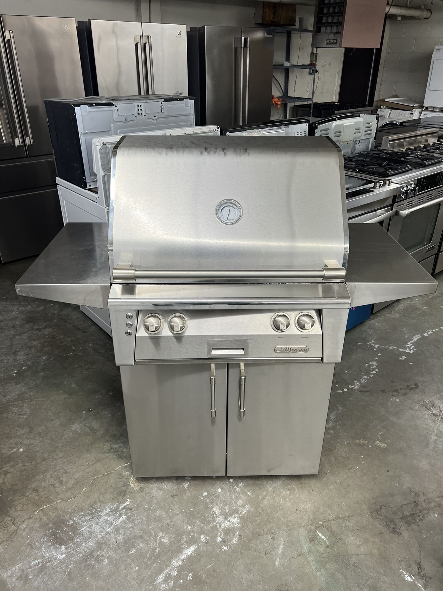 Alfresco BBQ Natural Gas - Can Convert To Propane ($7000 MSRP)