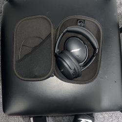 Bose QC 45 Noise Cancelling Wireless Headphones