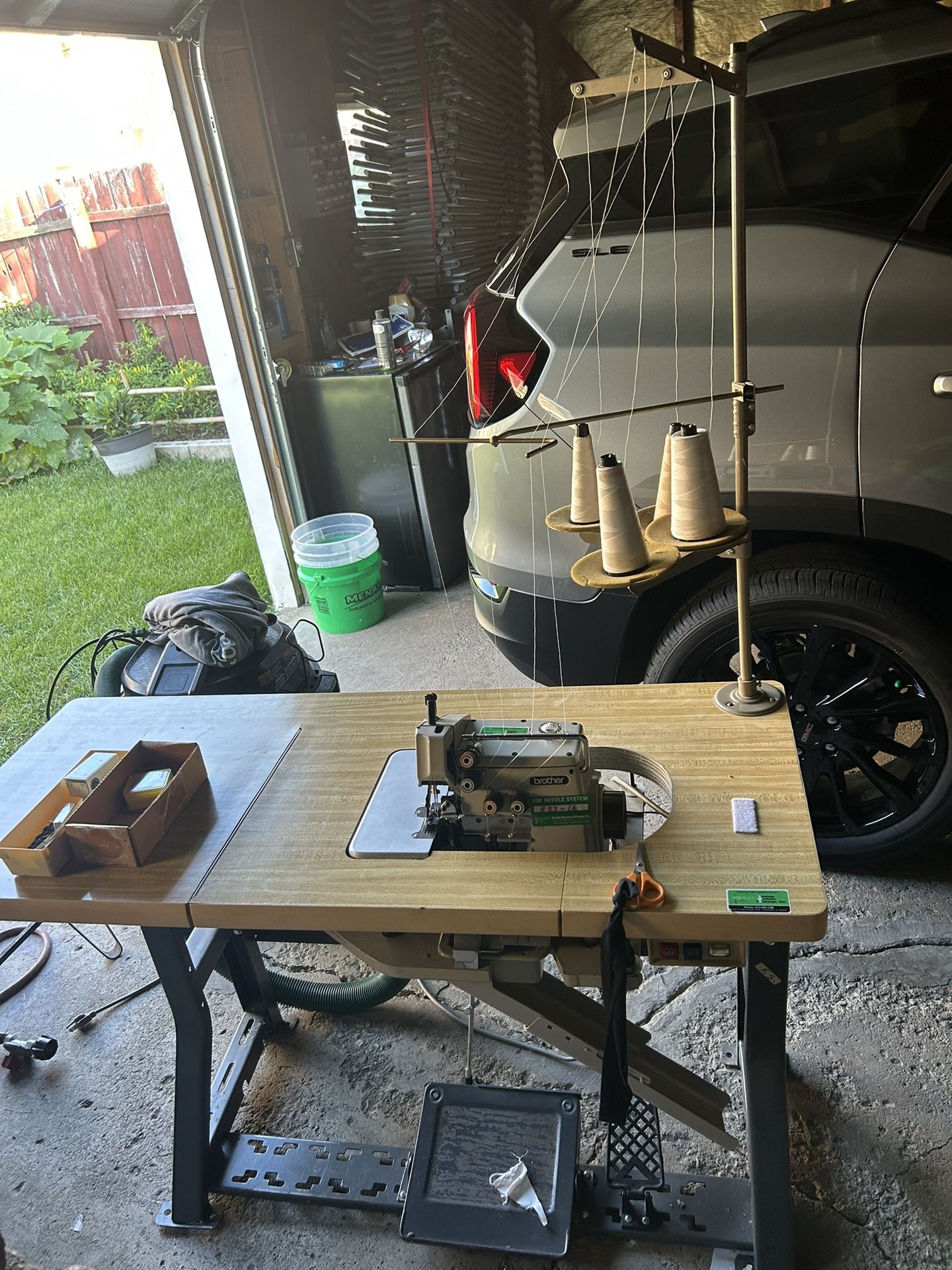 Industrial Sewing Machine 