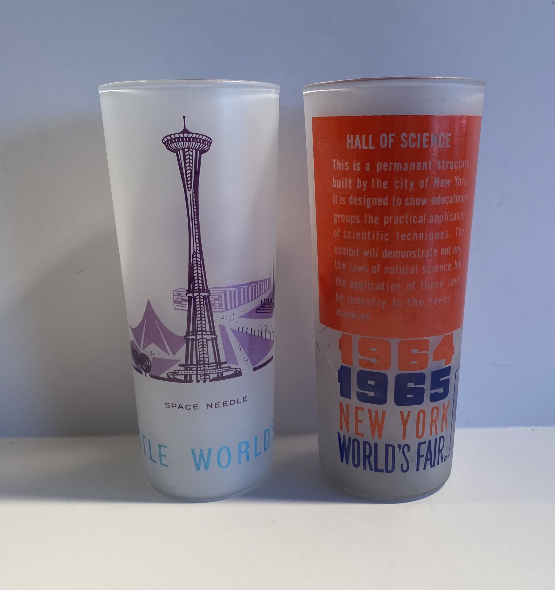Pair of Vintage New York & Seattle World’s Fair Frosted Glass Tumblers