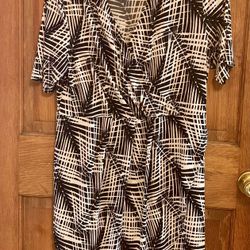 Cute women’s Apt 9 dress, size PXL 