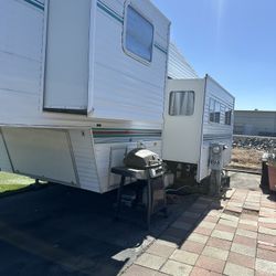 5th Wheel Rv 