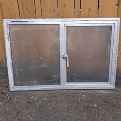 Casement Window 34x22 Aluminum Obscured Glass 