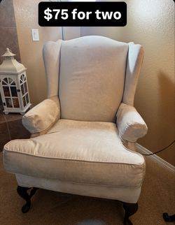 Accent chairs