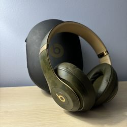 Beats by Dr Dre Studio 3 Wireless Headphone Camo Collection 