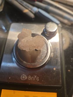 Botryoidal and called chalcedony 7.305 grams asking 40