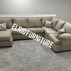 Living room sectional