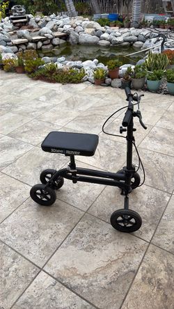 Knee scooter