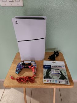 Playstation 5 slim 1tb new gen console bundle - used for 3 weeks