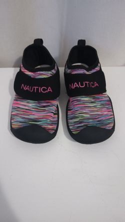 Nautica Water shoes Size 10