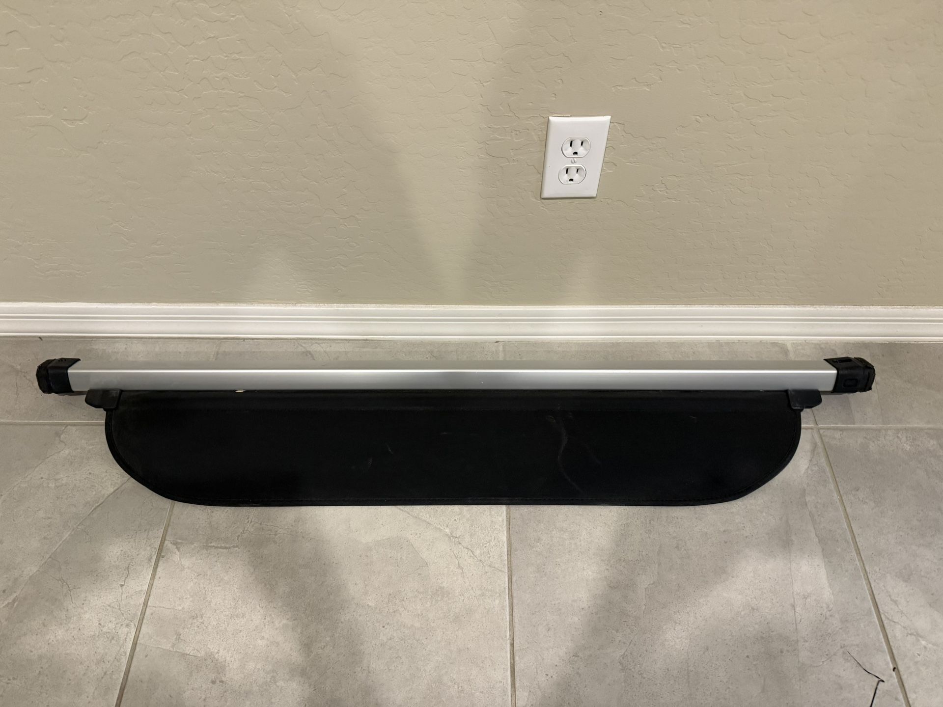 Subaru Outback Trunk Shroud 