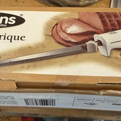 Electric Carving Knife