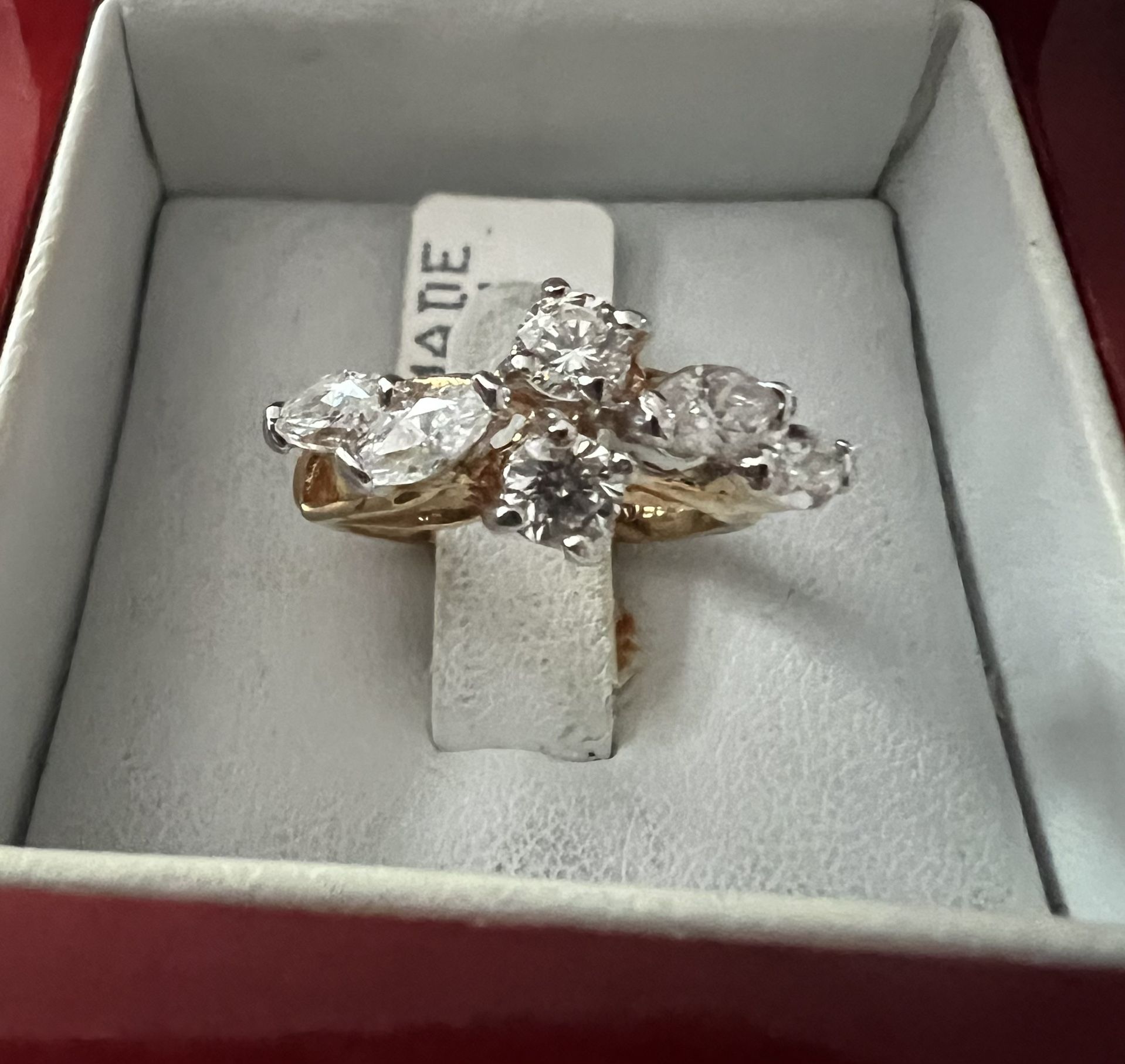 Vintage Gold Ring With CZ Diamonds