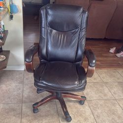 Reclining Office Chair