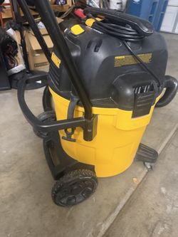 16 gallons Dewalt vacuum
