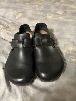 Birkenstock London’s Black