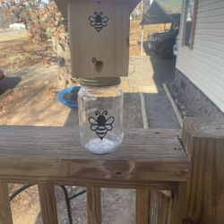 Carpenter bee trap