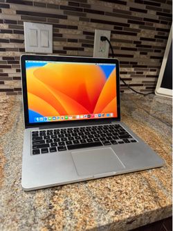 MacBook Pro - 128 GB SSD - Intel i5 - 8 GB RAM (13 inch, Retina, Late 2012)