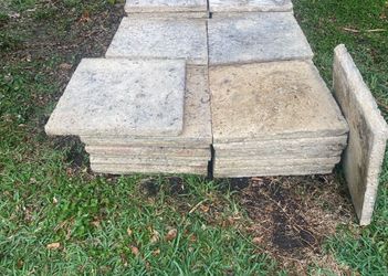 Please Read Description 2 Ft. By 2 Ft. By 2 Inches KEYSTONE TRAVERTINE PAVERS TILES PATIO 2’x2’x2”  POOL DECK