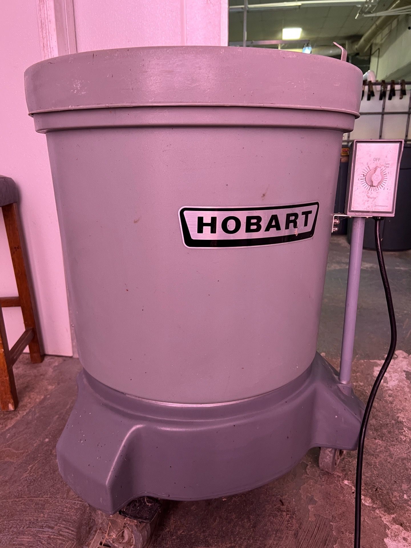 Hobbart SDPE-20 gallon lettuce spinner