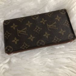 Louis Vuitton Monogram Checkbook Bifold