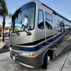 2006 Tiffin Allegro Bay 34XB W/2 Slides, Low Miles, Excellent Cond w/W&D Hookups!