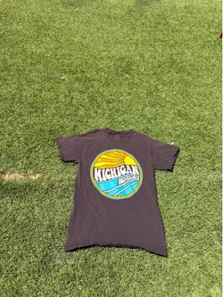 Michigan Wolverines Retro Sunset Graphic T-Shirt Russell Athletic Men’s Small Black